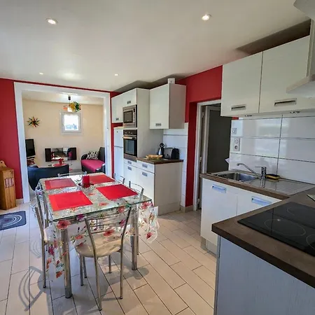 Familial Avec Grand Jardin Et équipements Pour Enfants, à 500m Du Centre De Ban-sur-meurthe - Fr-1-589-33 * Ban-sur-Meurthe-Clefcy